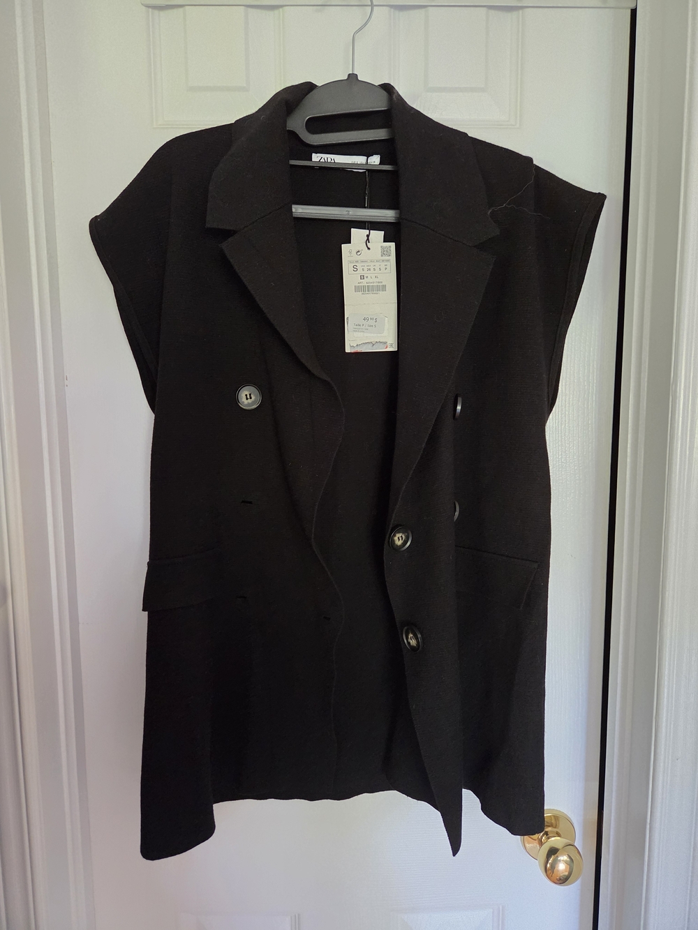 Sleeveless Double-Breasted Black Vest Coat